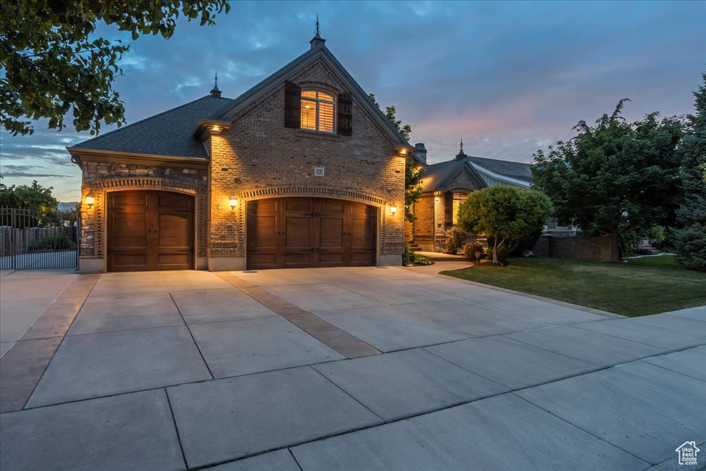 View of front of home featuring a garage