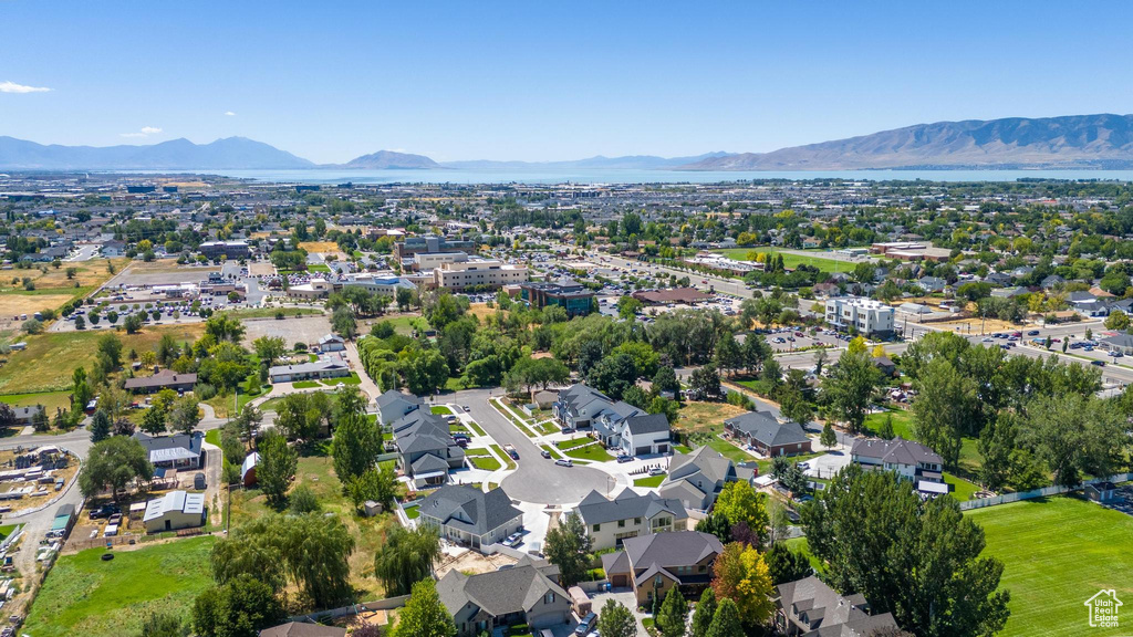 Drone / aerial view featuring a mountain view