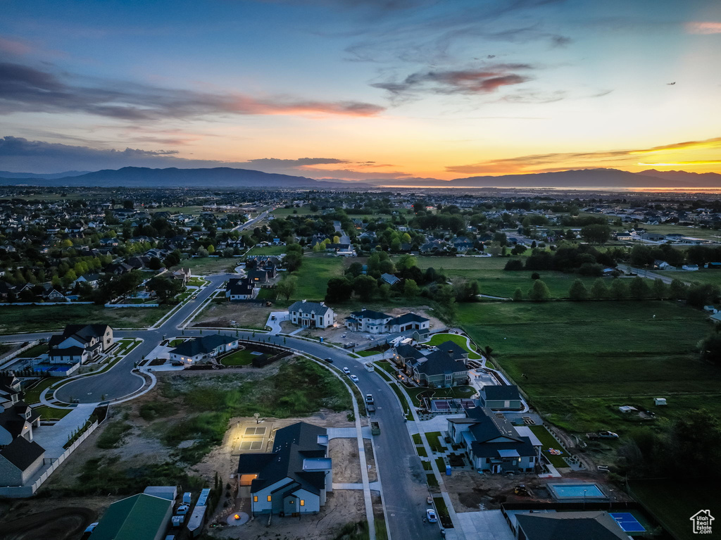 View of property location featuring a mountainous background