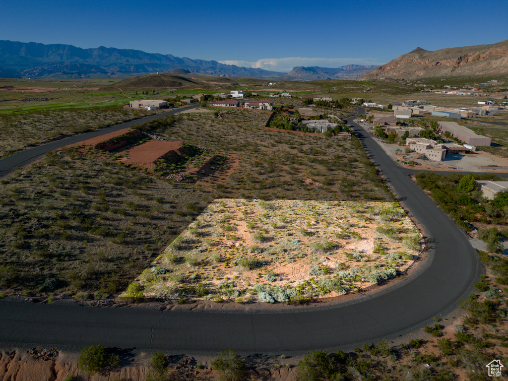 Drone / aerial view featuring a mountain view