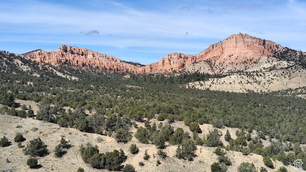 View of mountain feature