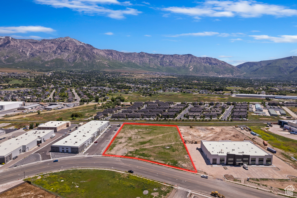 Bird's eye view featuring a mountain view