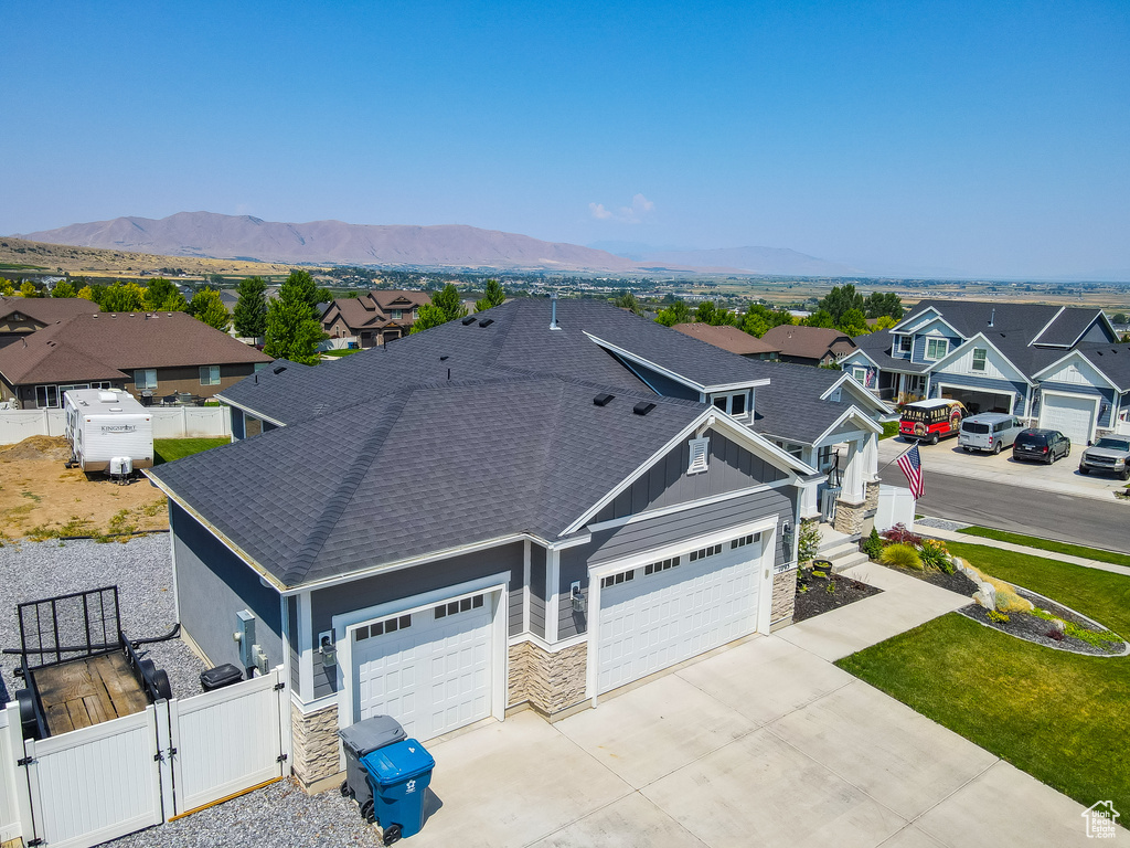 View of front of property featuring a mountain view