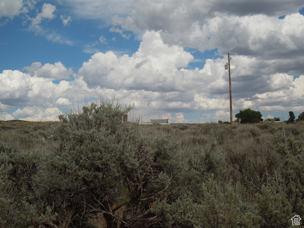 View of nature featuring a rural view