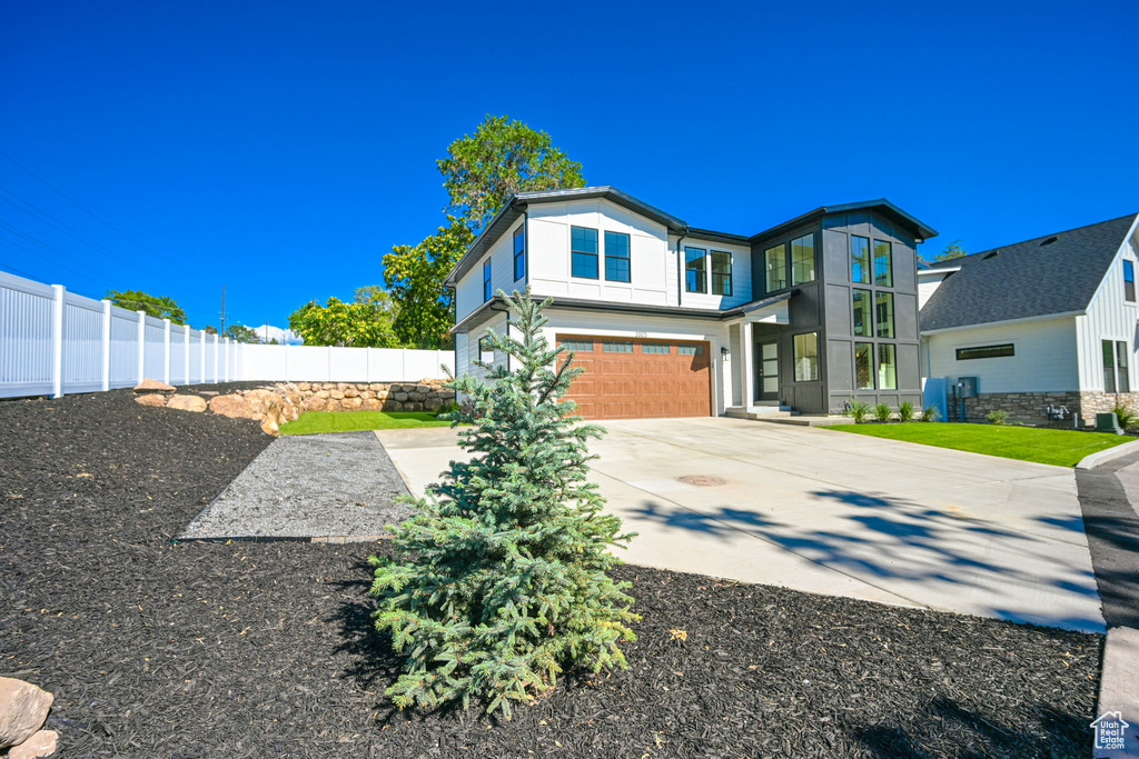 View of front facade with a garage