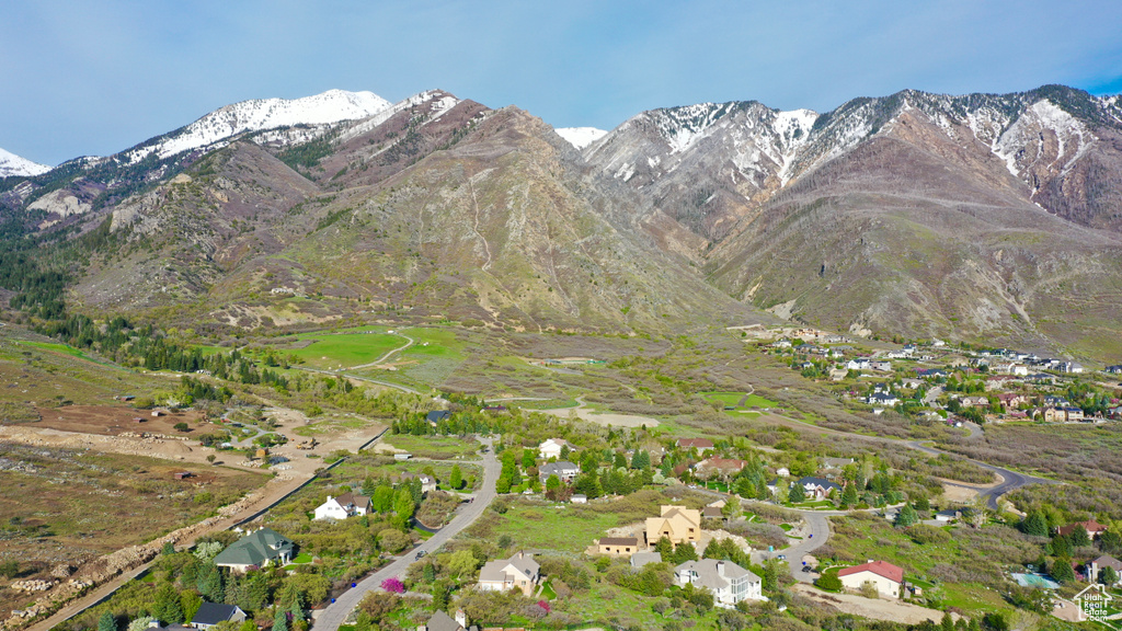 View of mountain feature