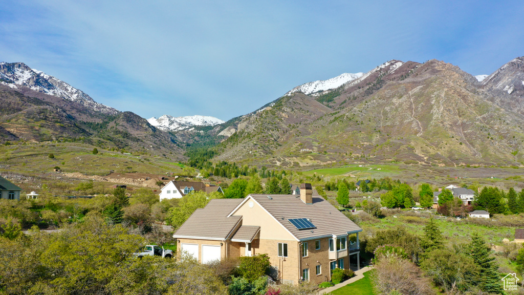 View of mountain feature