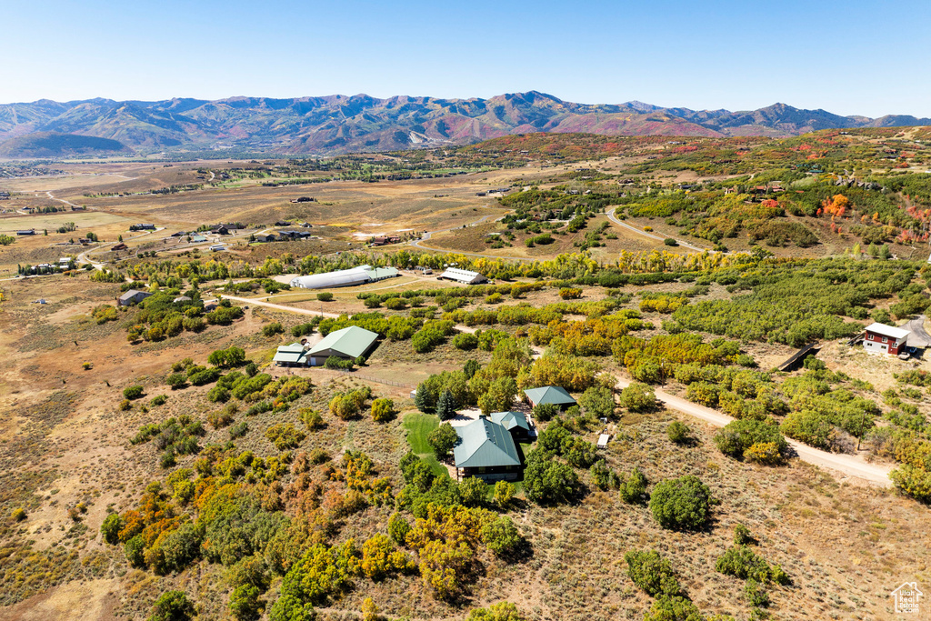 Bird's eye view with a mountain view