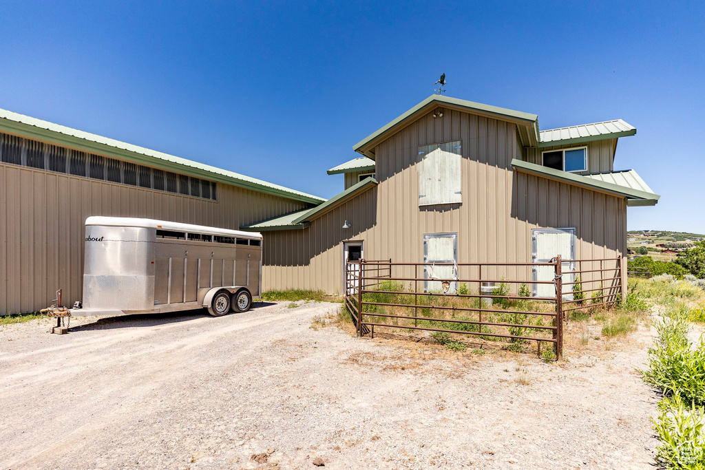 View of front of home featuring a garage