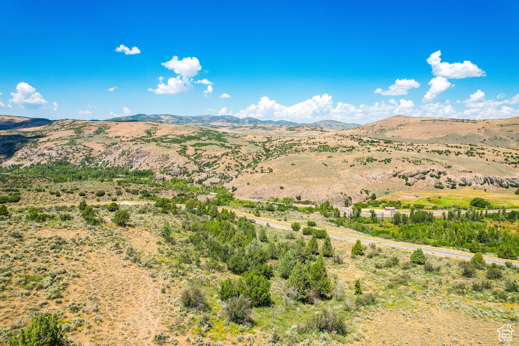 View of mountain feature