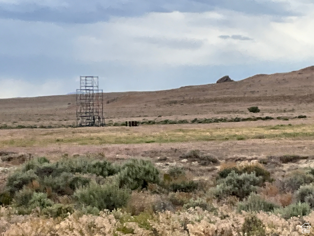 Mountain view with a rural view