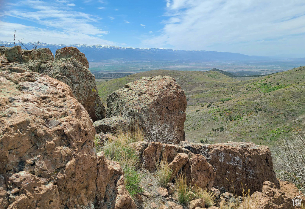 View of mountain feature