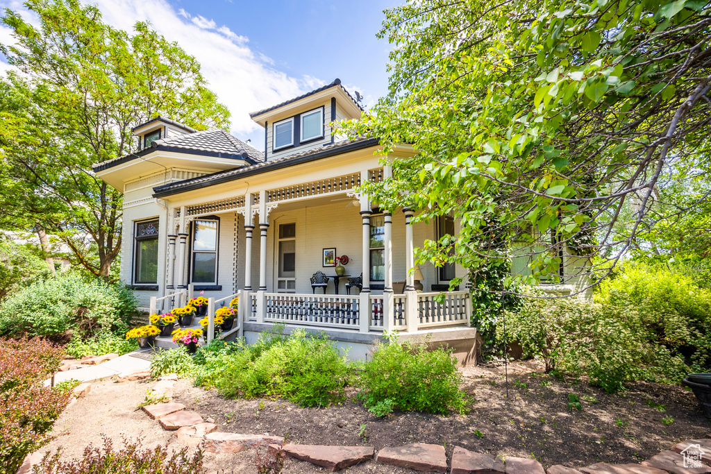 View of front of house featuring covered porch