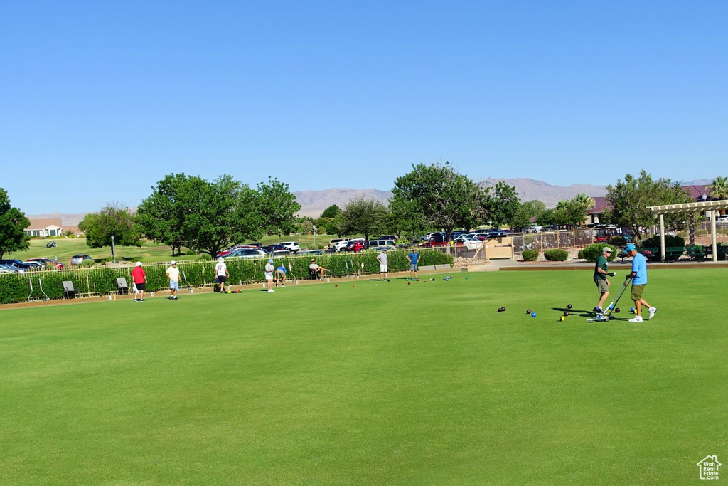 View of home\\\'s community featuring a mountain view