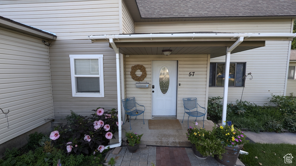 View of property entrance