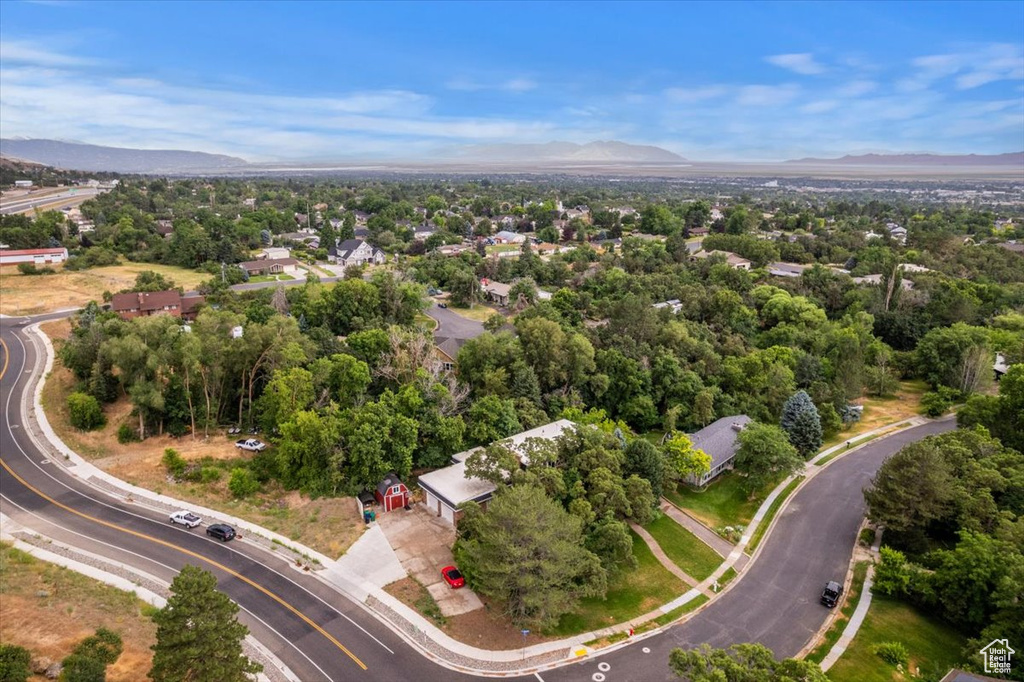 Drone / aerial view featuring a mountain view