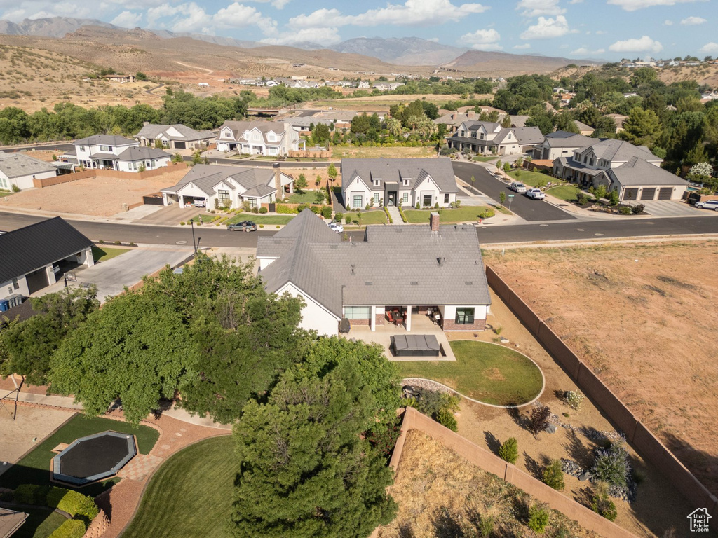 Bird\'s eye view featuring a mountain view