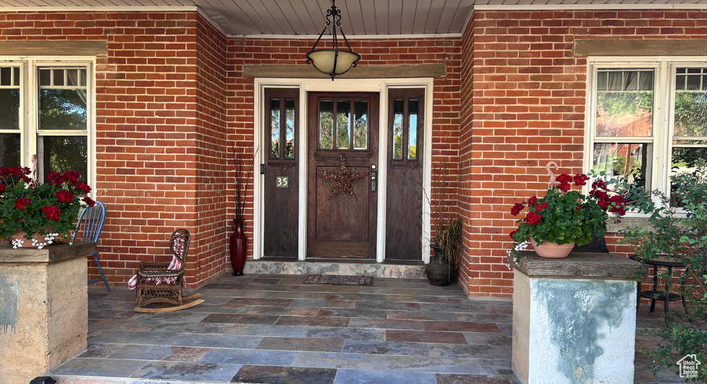 View of property entrance