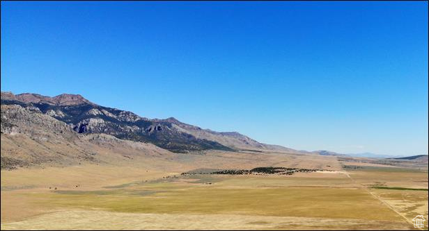 View of mountain feature