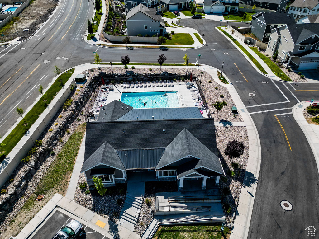 Birds eye view of property