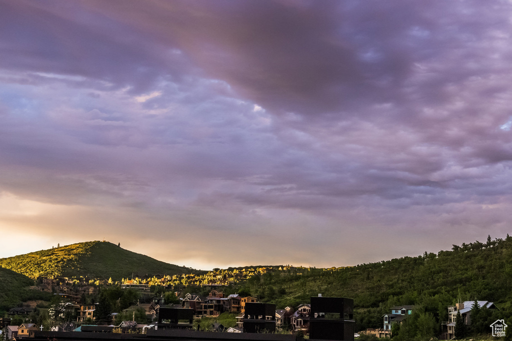 View of mountain feature