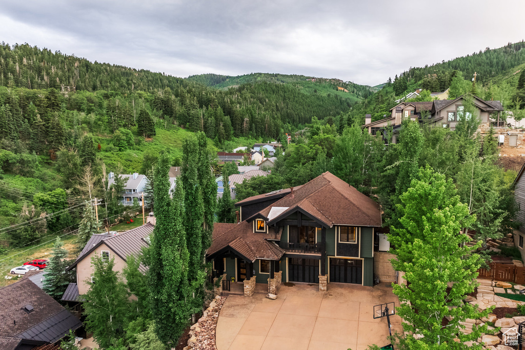 Birds eye view of property