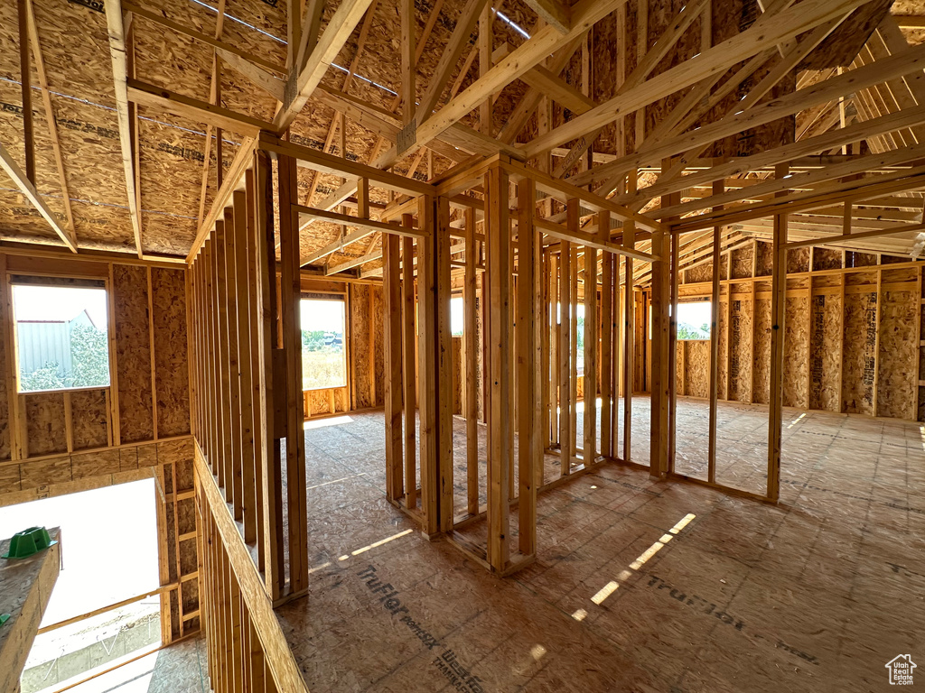 Misc room with a wealth of natural light