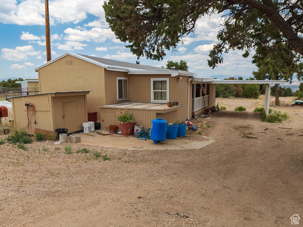 View of manufactured / mobile home