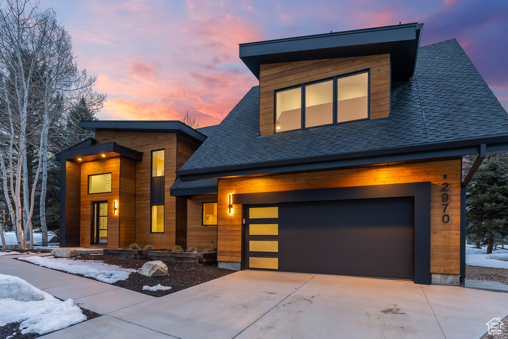 Contemporary house with a garage