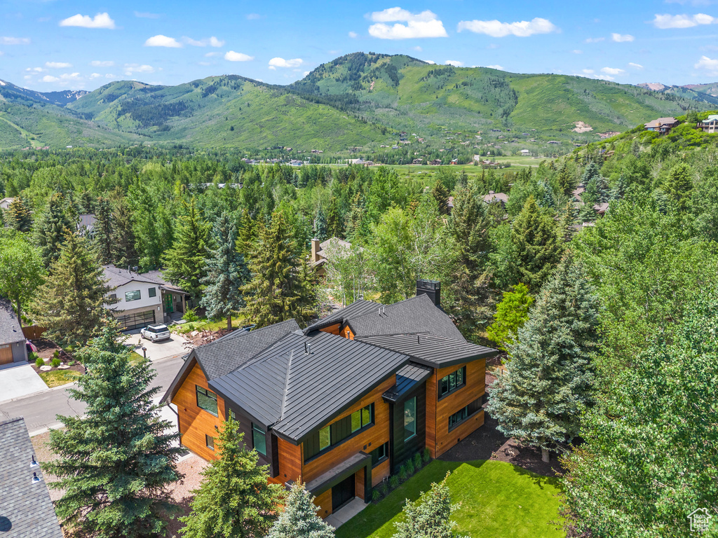 Bird\'s eye view featuring a mountain view