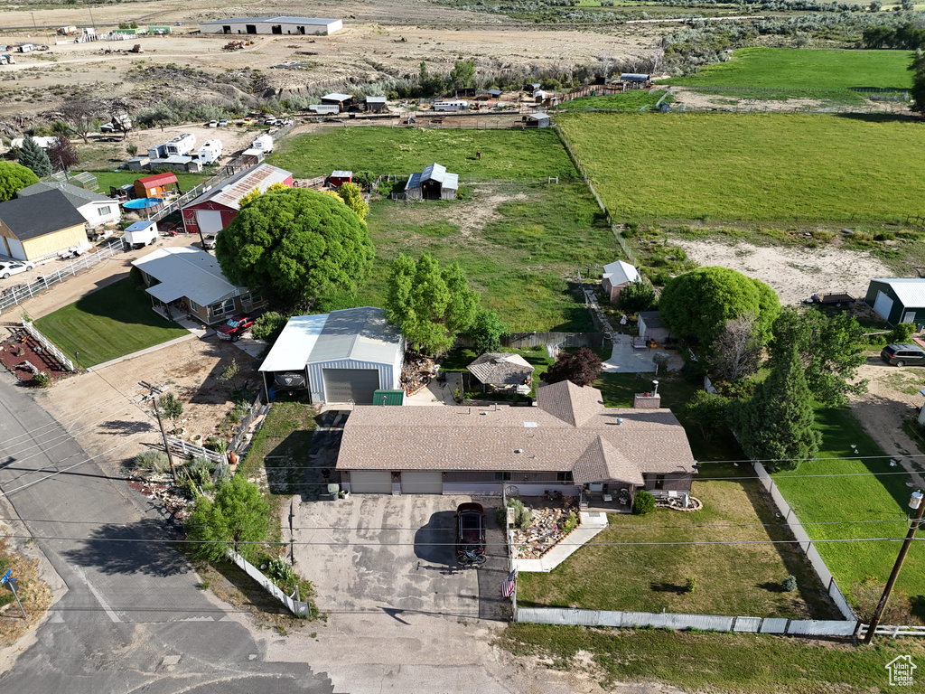 Birds eye view of property