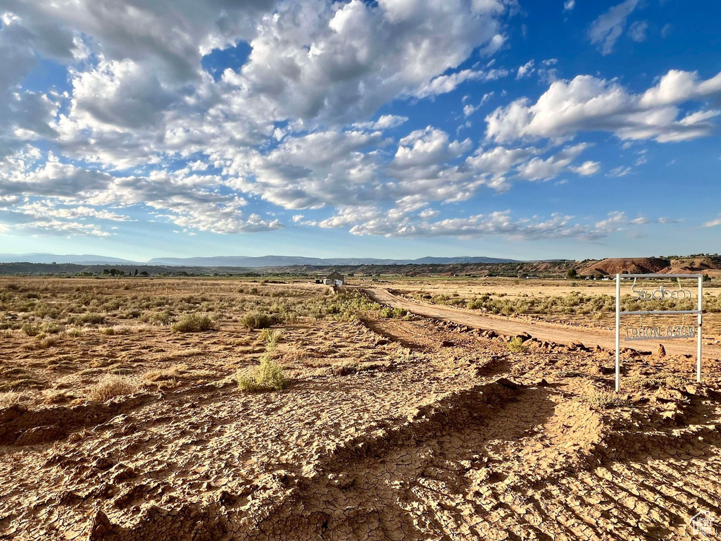 View of yard featuring a rural view