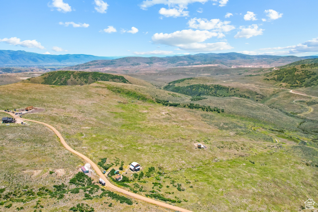 Drone / aerial view featuring a mountain view