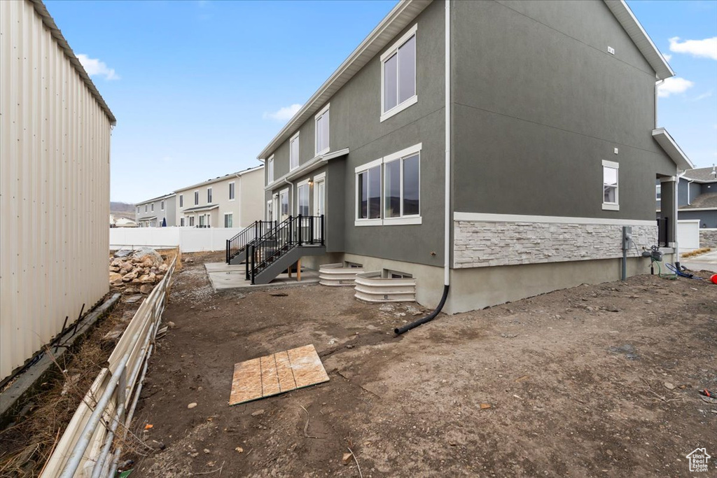 View of home\'s exterior