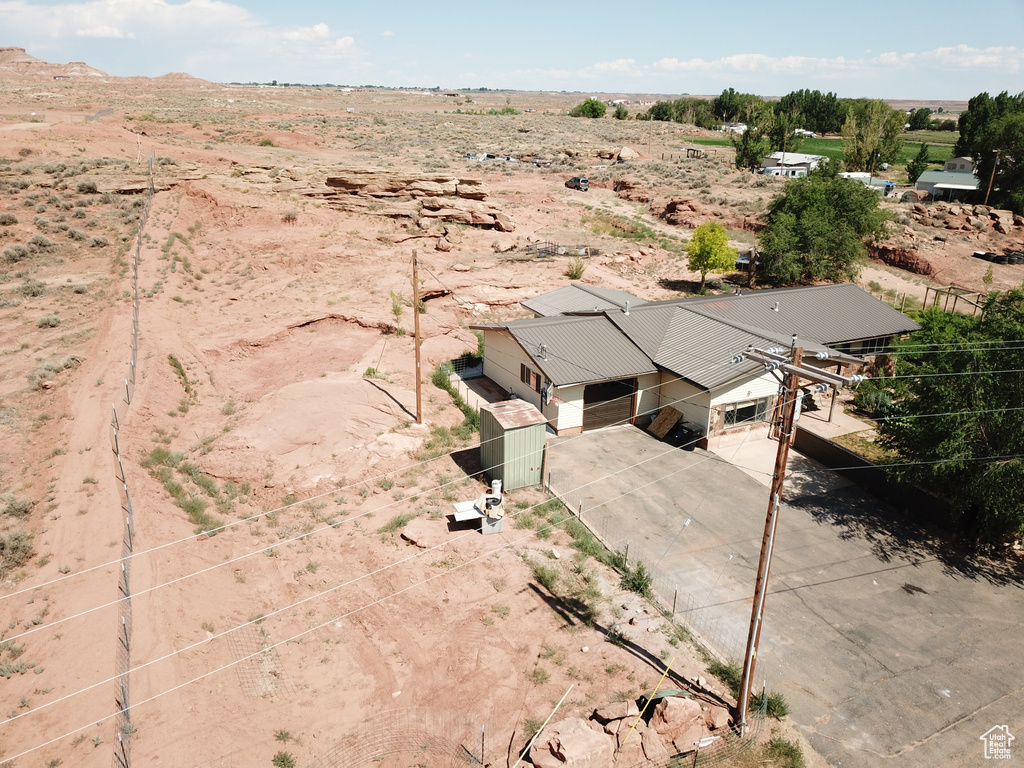 Birds eye view of property