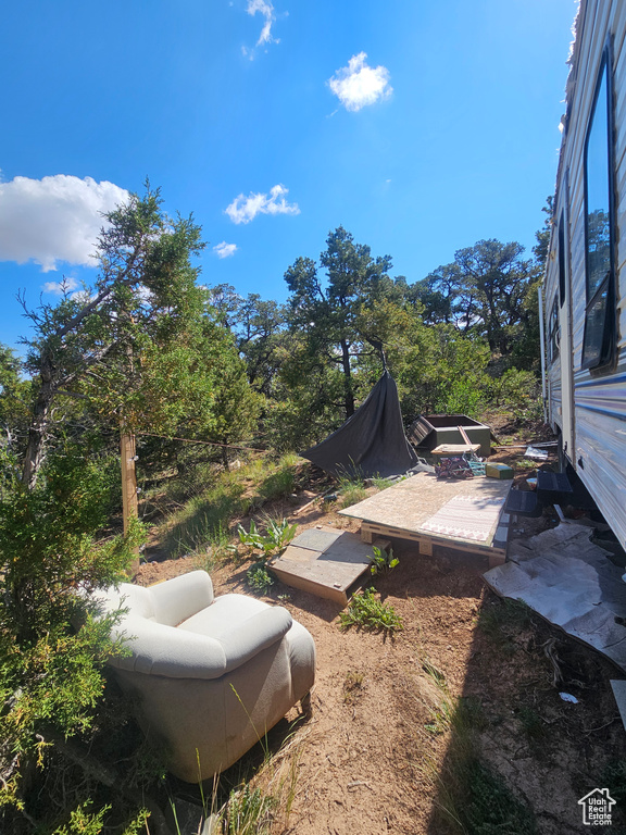 View of yard featuring an outdoor hangout area