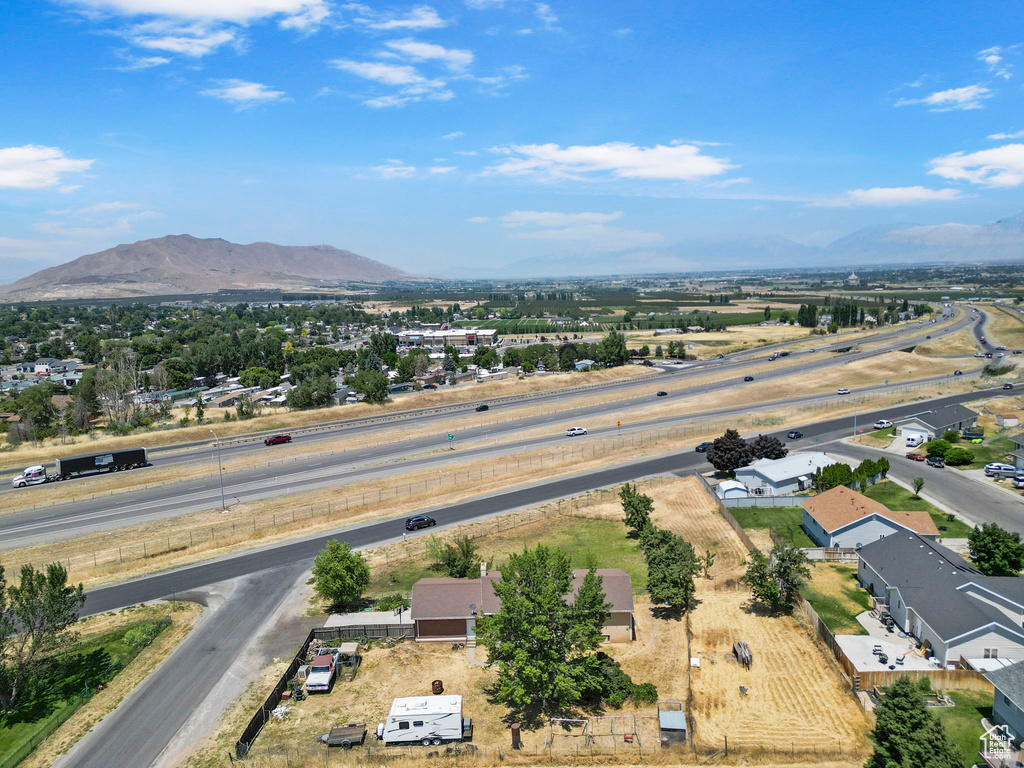 Bird's eye view with a mountain view