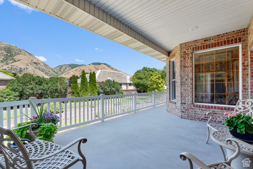 View of patio / terrace featuring a mountain view