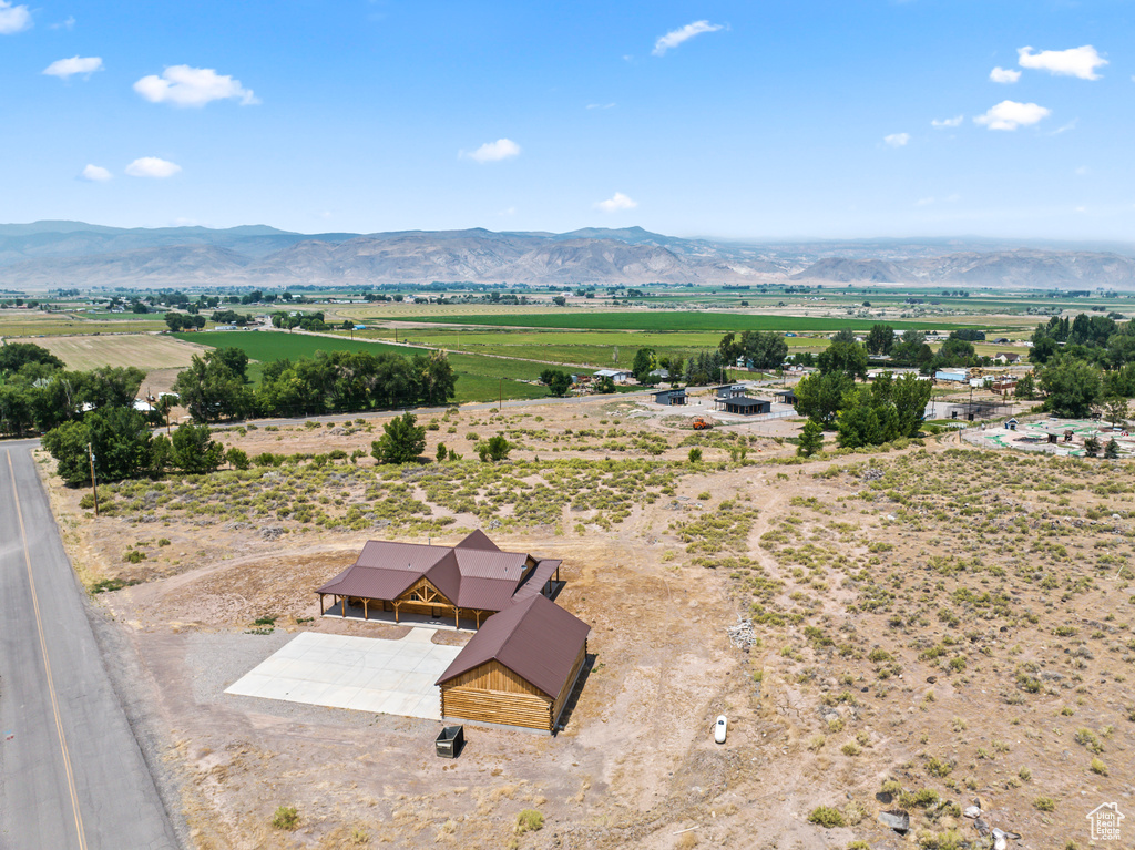 Exterior space featuring a mountain view and a rural view