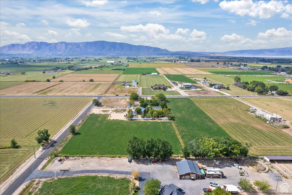 Bird\'s eye view with a mountain view and a rural view