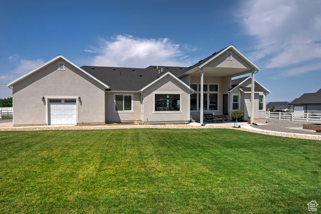 View of front of home with a front lawn