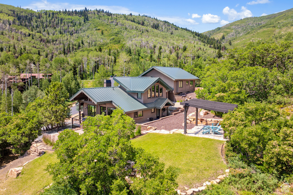 Bird\'s eye view featuring a mountain view