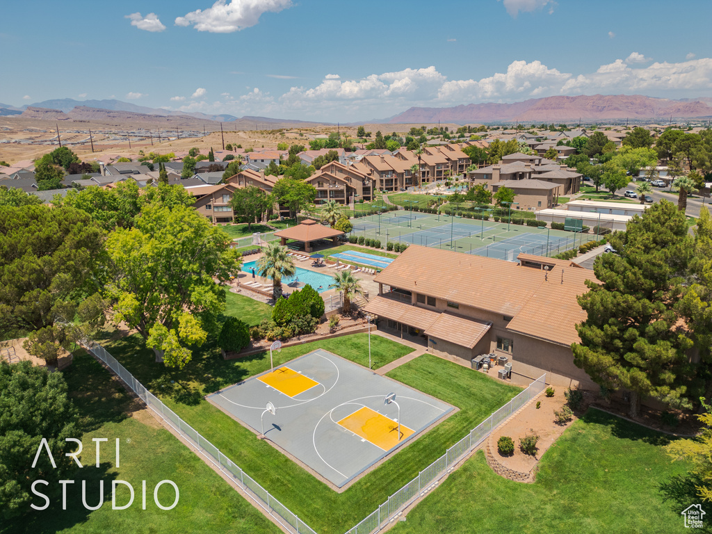 Birds eye view of property featuring a mountain view