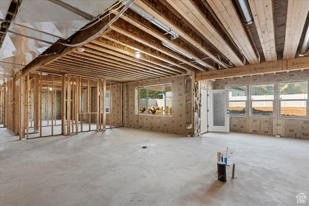 Miscellaneous room featuring concrete floors