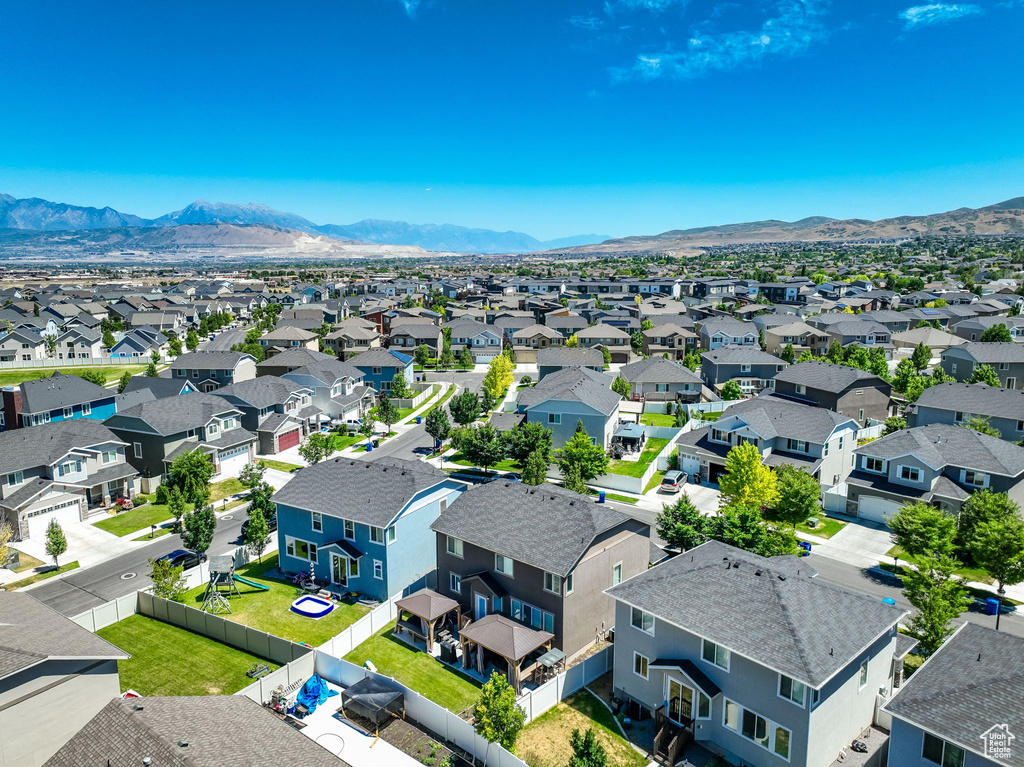 Bird's eye view featuring a mountain view