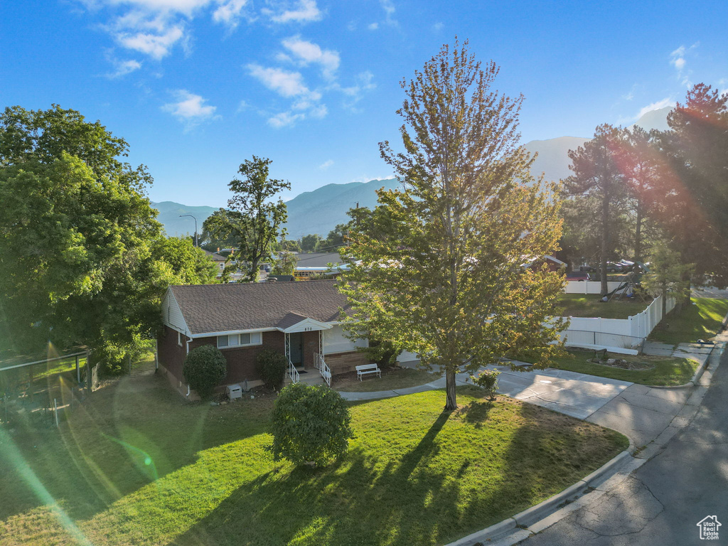 Bird's eye view featuring a mountain view