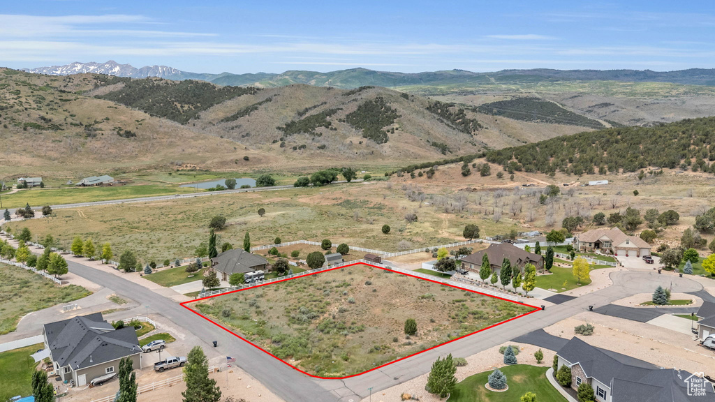 Drone / aerial view featuring a mountain view