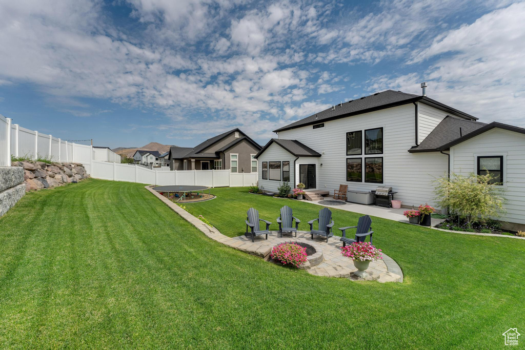 View of yard featuring a patio