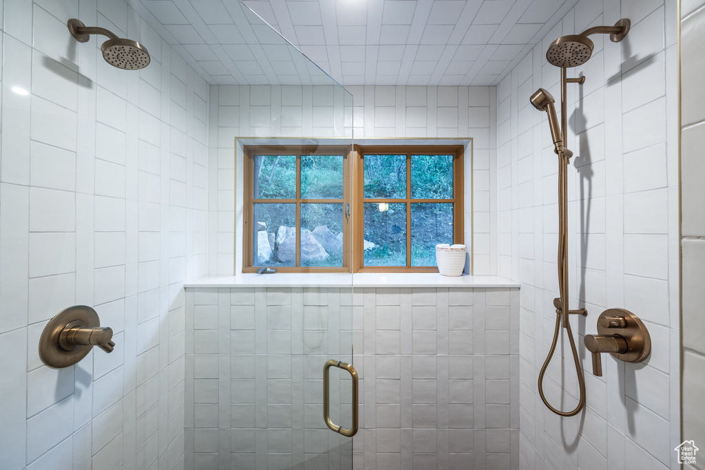 Bathroom with a tile shower