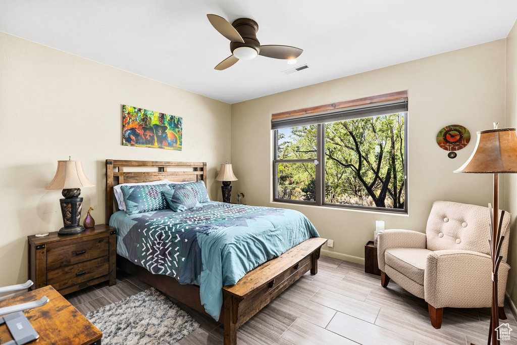 Bedroom with ceiling fan